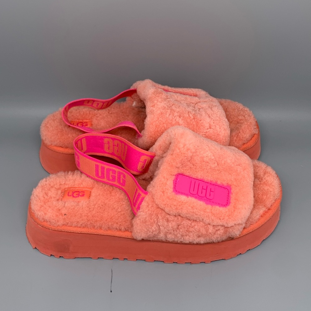 UGG Disco Slide Sandals Women’s Sz 10